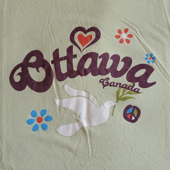Ottawa T-shirt - Picture 1 of 9